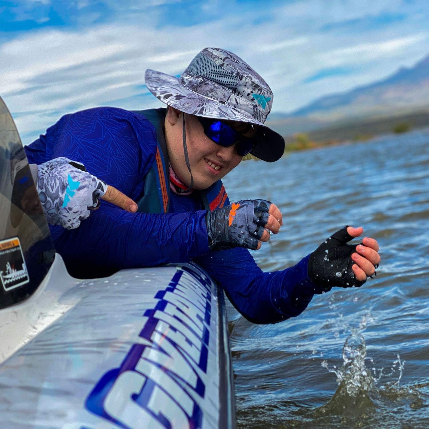 Gill Raker Gloves UPF50+ Fishing Gloves with UV Protection for Men or Women - Fishing, Outdoor, Kayaking, Rowing, Sailing, Canoeing, Hiking, Biking